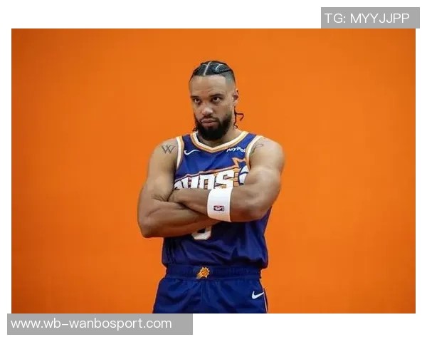 布克调侃狄龙表现如JR史密斯全场得分如潮涌动